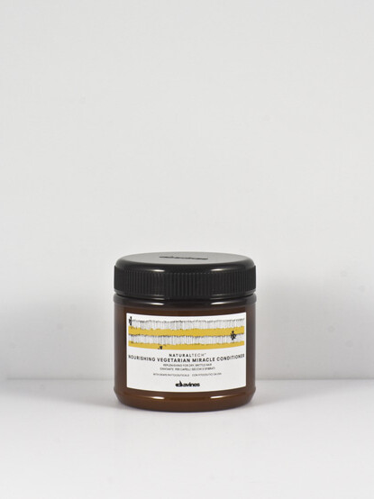 DAVINES NATURAL TECH NOURISHING VEGETARIAN MIRACLE CONDITIONER - CAPELLI SECCHI 250 ML