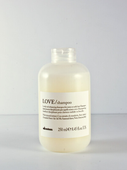 DAVINES ESSENTIAL HAIR CARE LOVE CURL SHAMPOO 250 ml