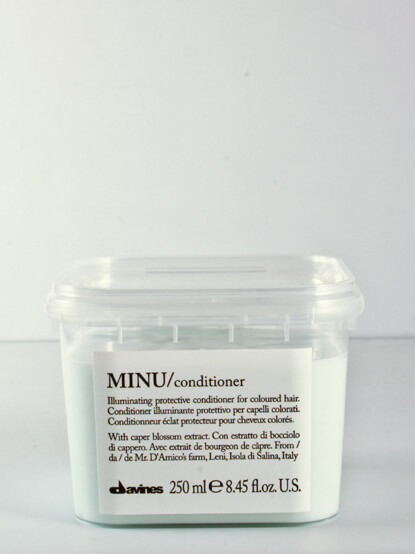 DAVINES ESSENTIAL HAIR CARE MINU CONDITIONER 250 ml